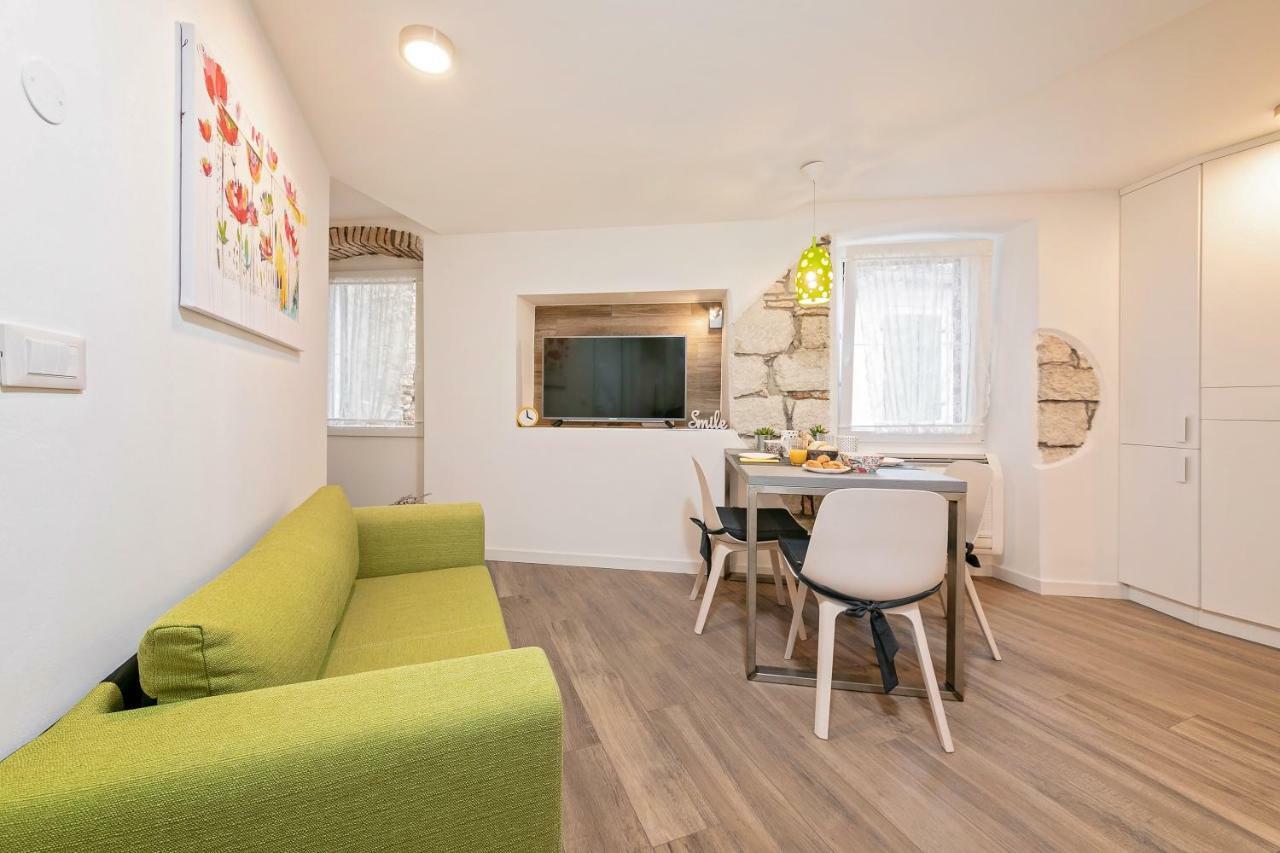 Mariva Downtown Apartment With Free Parking Rovigno Esterno foto