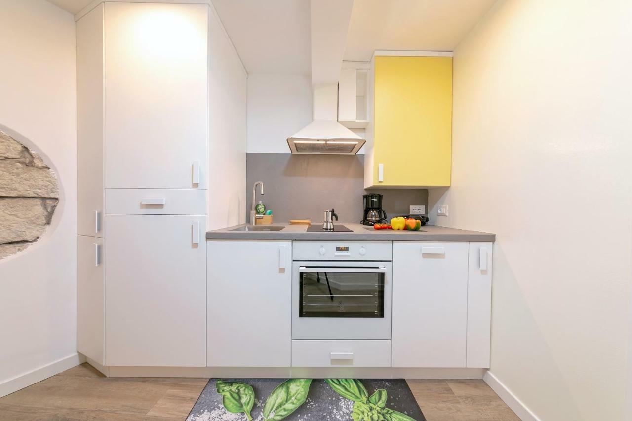 Mariva Downtown Apartment With Free Parking Rovigno Esterno foto